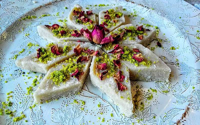 طرز تهیه حلوای زنجبیل